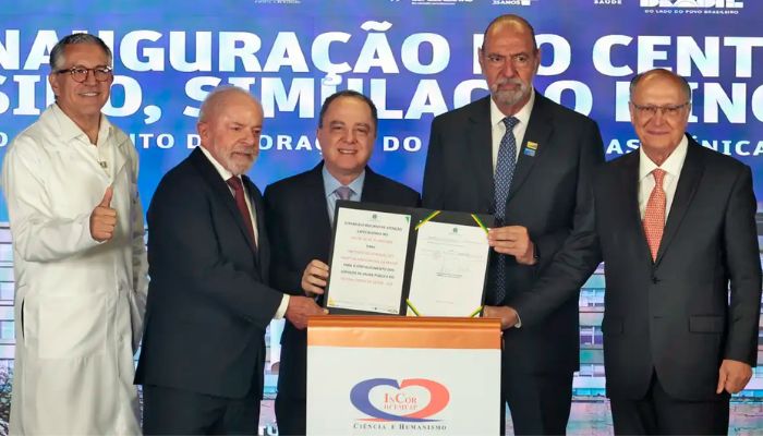  Lula sanciona lei do marco regulatório da vacina contra o câncer 